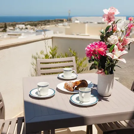 Penthouse Seaviews Hot Tub By Homely *