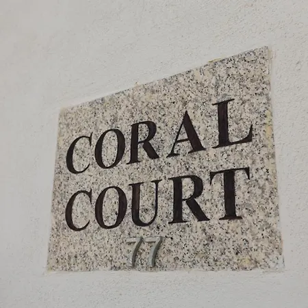 Penthouse Seaviews Hot Tub By Homely Mellieħa