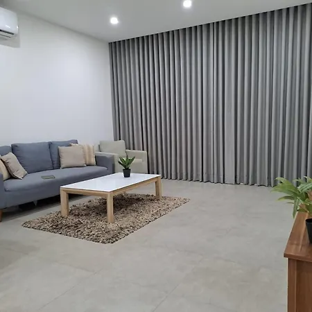 Apartament Penthouse Seaviews Hot Tub By Homely