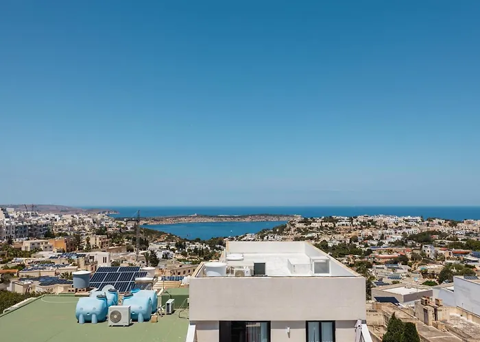 شقة Penthouse Seaviews Hot Tub By Homely *