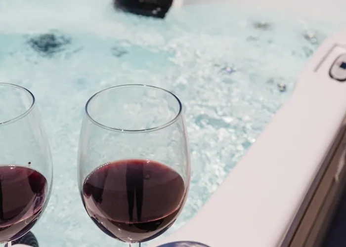 Penthouse Seaviews Hot Tub By Homely شقة